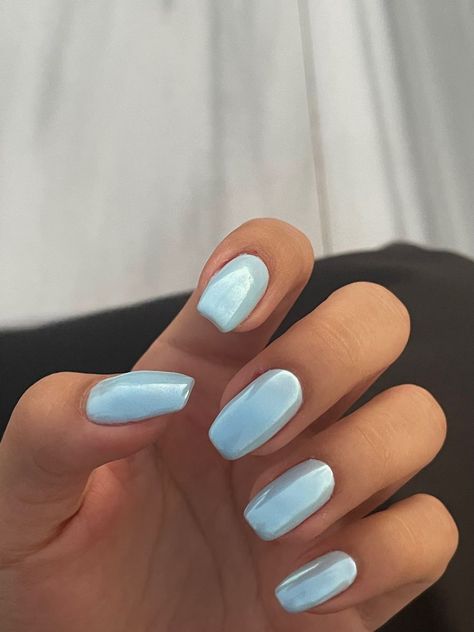 Chrome Nail Colors, Beautiful Nail Art Designs, Blue Chrome Nails, White Tips, Light Blue Nails, Baby Blue Nails, Blue Chrome, Chrome Nails Designs, Mirror Nails