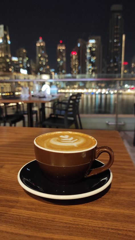 Dubai Dubai Food Snapchat, Coffee In Dubai, Dubai Coffee, Coffee Night, Dubai Food, Night Coffee, Baby Videos, Food Snapchat