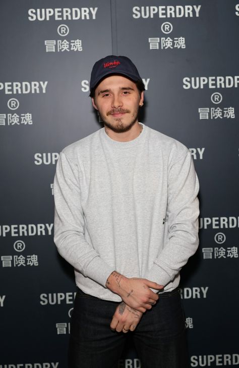 BROODY Brooklyn Beckham is dreaming of cooking up some kids – but only after he becomes a master baker. The 23-year-old, who tied the knot with actress Nicola Peltz yesterday at her family’s £76million beachside estate in Miami, recently launched his own Cookin’ With Brooklyn shows on social media. Brooklyn has revealed he now wants […] Phil Neville, Nancy Silverton, Nicola Peltz, Nicolas Peltz, Brooklyn Beckham, Gisele Bundchen, New Wife, Waiting For Her, A Chef