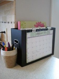 Home Organization Tips –kitchen message center - did this and it is the best organization tip that has actually worked for me! Kitchen Command Center, Command Center Kitchen, Organize Life, Carpet Deodorizer, Household Management, Organisation Hacks, Command Center, Home Organisation, Home Organization Hacks