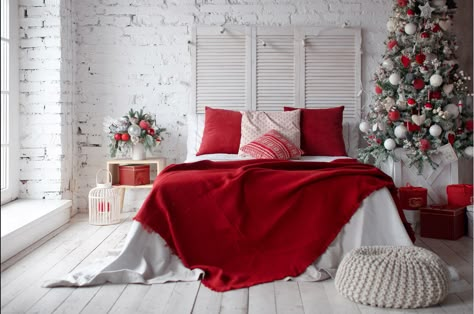 Indoor Christmas Photos, Christmas Mini Shoot, Christmas Bedrooms, Christmas Bed, Christmas Studio, Bedroom Photography, Holiday Mini Session, Christmas Photo Ideas, Christmas Props