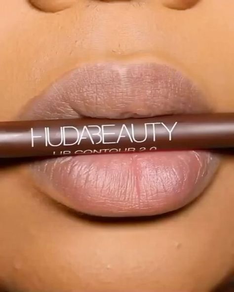 Make Up Nude, Maquillaje Aesthetic, Huda Beauty Lip, Lip Drawing, Lip Combos, Lip Contour, Lip Contouring, Lip Combo, Beauty Illustration