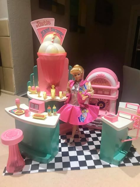 Barbie Ice Cream, 80’s Toys, Barbie Playsets, Barbie Miniatures, Barbie Sets, Disney Princess Dolls, Baby Alive Dolls, Barbie Doll House