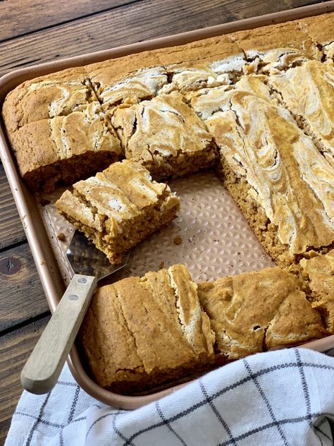 Pound Dropper Pumpkin Bars, Sheet Pan Pumpkin Bars, Sheet Pan Pumpkin Pie, Weight Watchers Pumpkin, Pound Dropper, Crustless Pumpkin Pie, Ww Freestyle, Cheese Pumpkin, Ww Desserts