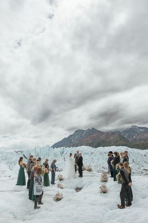 The day started with a delightful surprise—an intimate glacier ceremony surrounded by snowy white landscapes adorned with ground arrangements.| Image by Megan Freeman Glacier Wedding, Alaskan Wedding, Beer Wedding, Essence Of Australia, Cricut Wedding, Exotic Beaches, Breathtaking Places, Ceremony Inspiration, Ceremony Venue