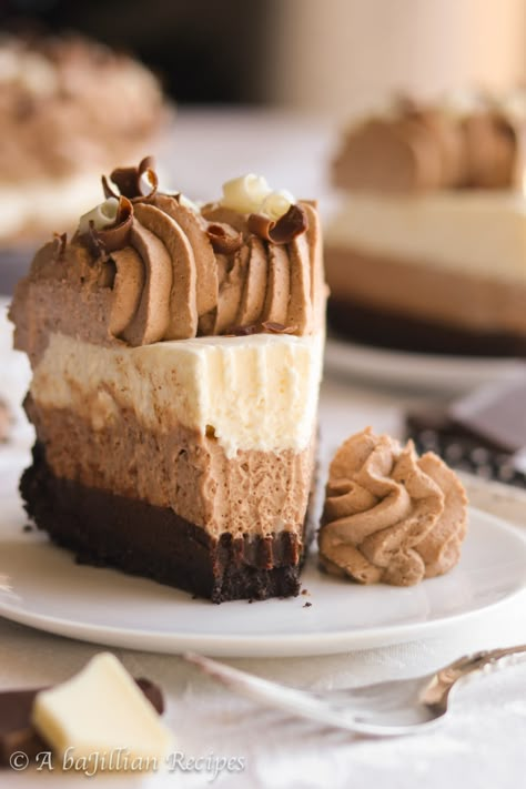 Chocolate Layer Pie, Jello Chocolate Cream Pie, Baileys Chocolate Cream Pie, Best Chocolate Cream Pie, Best Chocolate Cream Pie Recipe, Triple Layer Chocolate Pie, Triple Chocolate Cream Pie, Chocolate Pie, Chocolate Cream Pie With Espresso Whipped Cream