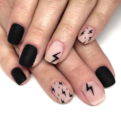 Black and neutral lightning bolt nail art Lightning Bolt Nails, Lightning Nails, Men Nails, Artistic Nails, Minimal Nails Art, Mens Nails, Unicorn Nails, Edgy Nails, Grunge Nails