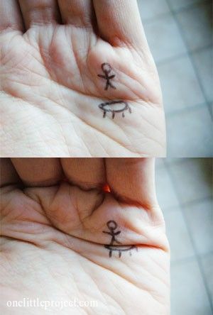 Cute Hand Tattoo, Alchemy Tattoo, Cute Hand Tattoos, Palm Tattoos, Sharpie Tattoos, Finger Art, Hand Doodles, Hand Drawings, Stick Man