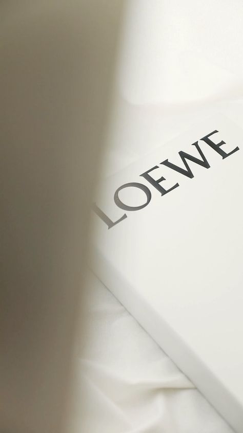 Loewe Logo, Loewe Aesthetic, Iphone Wallpaper Ocean, Lookbook Layout, Consumer Insights, Fall Mood Board, Page Layout, Aesthetic Iphone Wallpaper, Branding Inspiration