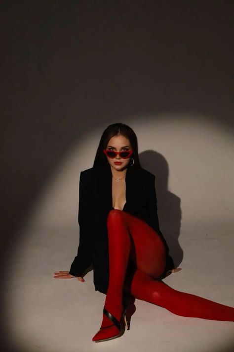 Red Long Gloves Outfit, Lady In Red Photoshoot, Casual Photoshoot Ideas, Blazer Photoshoot Women, Monochromatic Photoshoot, Valentine Photo Shoot, Red Tights, Fiesta Outfit, Studio Photography Poses