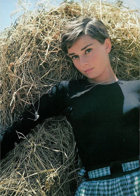 Audrey Hepburn, by Philippe Halsman, 1955, Rome, Italy Audrey Hepburn, A Woman, Italy, Hair