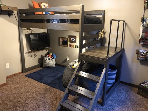 Gaming Bunk Bed Ideas, Boys Room Loft Bed Ideas, Loft Bed With Gaming Area, Boys Bedroom Loft Bed, Boy Loft Bedroom Ideas, Kids Loft Bed Ideas Boys, Boys Room With Loft Bed, Loft Bed Hacks, Loft Bed Boys Room