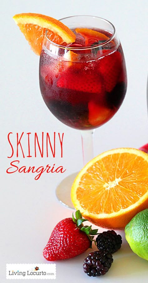 I love this drink. It's the BEST Skinny Sangria Recipe! A perfect low-calorie easy to make fruity wine cocktail party drink. LivingLocurto.com Pineapple Sangria, Best Sangria Recipe, Easy Sangria Recipes, Cocktail Party Drinks, Sangria Cocktail, Low Calorie Cocktails, Fruity Wine, Low Carb Drinks, Easy Cocktail