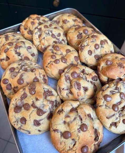 CHOCOLATE CHIP COOKIES – 6 POINTS!!! Homemade Chocolate Chips, Homemade Chocolate Chip Cookies, Keto Chocolate Chip Cookies, Keto Chocolate Chips, Points Recipes, Premium Chocolate, Chocolate Chip Recipes, Sugar Substitute, Unsweetened Applesauce