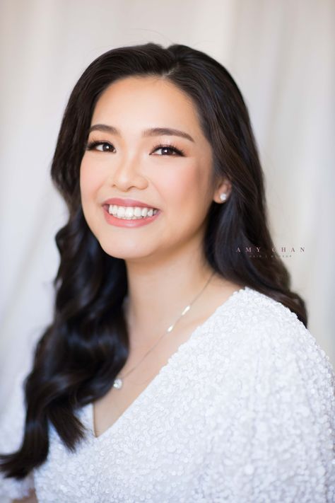 Asian Bride soft waves hair and makeup Sydney Asian Mom Hair Wedding, Wedding Make Up Natural Asian, Simple Bridesmaid Makeup Asian, Simple Asian Wedding Makeup, Wedding Makeup Elegant, Asian Hollywood Waves, Asian Natural Wedding Makeup, Wedding Asian Hairstyles, Asian Wedding Hair And Makeup