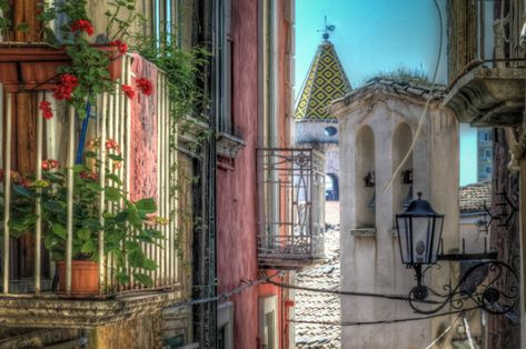 Life In Italy, Green Mountains, Volcanic Stone, Castle Wall, Archaeological Finds, Italy Travel Guide, Ghost Town, Beautiful Villages, A Ghost