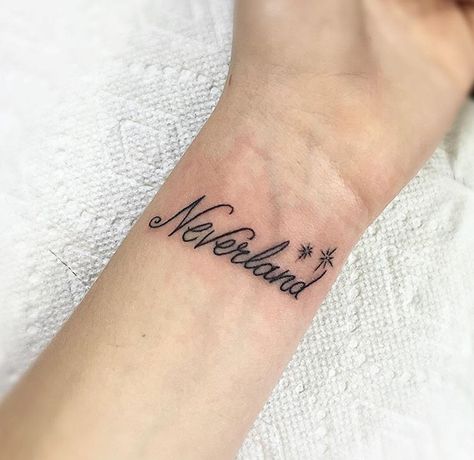 Neverland Peter Pan tattoo Peter Pan Tattoos, Neverland Tattoo, Michael Jackson Tattoo, Pan Tattoo, Peter Pan Tattoo, Disney Minimalist, Hp Tattoo, Tattoo Disney, Disney Sleeve