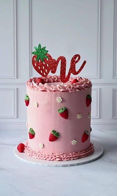 Strawberry Shortcake Ideas 1st Birthdays, Berry First Birthday Strawberry Shortcake, Strawberry Themed First Birthday Cake, 1st Berry Birthday, Smash Cake Strawberry Theme, Strawberry Decorated Cake Birthday, Strawberry Cake For Baby Girl, Strawberry Shortcake First Birthday Cake, Strawberry Cake For 1st Birthday