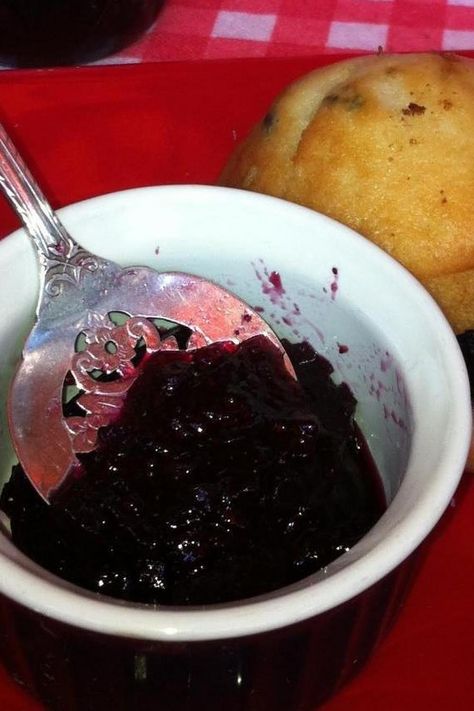 Blueberry Vanilla Jam Blueberry Vanilla Jam, Vanilla Jam, Homemade Jams, How To Make Jam, Just A Pinch, Homemade Jam, Jam Recipes, Blueberries, Pickles