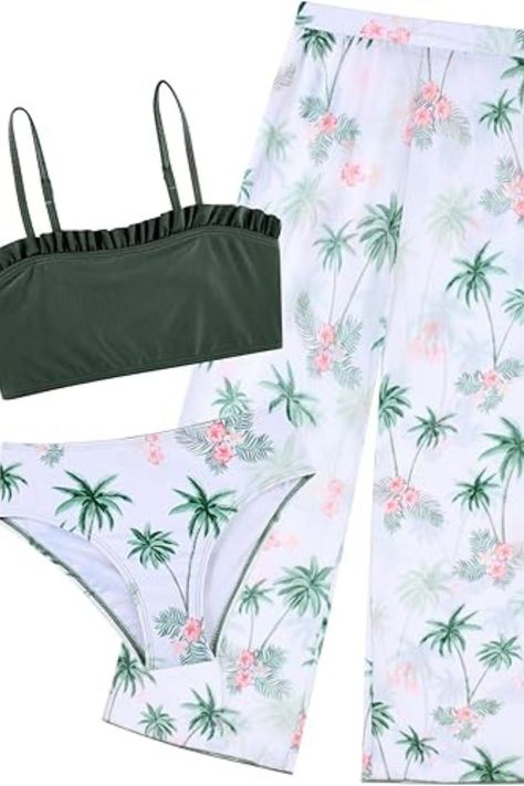 #hawaiian #greensuit #bathingsuit #summer #trendy #coverup #floral #hawaiianprint #green #swimwear #bikini #fashion #style Ruffle Tops, Sports Swimsuits, Green Suit, Swimwear Girls, Swimwear Cover, Pretty And Cute, Rash Guard, Bathing Suit, Quick Dry