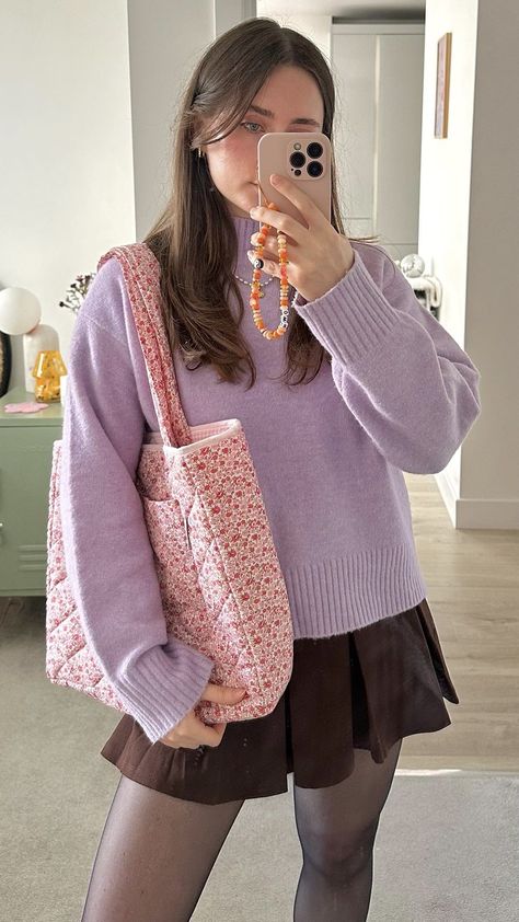 Outfit details: Lilac knit jumper - Uniqlo Brown pleated skirt - Mango Ditsy floral quilted bag - Millie.thebrand Brown Pleated Skirt, Jumper Outfit, Spring Outfit Ideas, Brown Outfit, Brown Aesthetic, Quilted Bag, Knit Outfit, Casual Style Outfits, Ditsy Floral