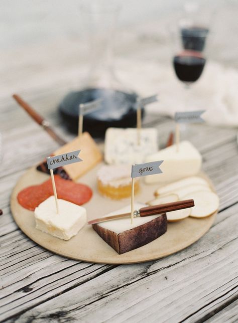 Cheese plate flags. Buy thee flags at Michael's Diy Cheese Platter, Perfect Cheese Board, Food Cheese, Cheese Plates, Wine And Cheese Party, Cheese And Wine, Cheese Wine, Cheese Party, Wine Party