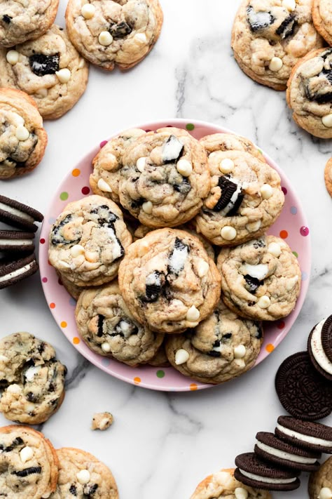 Cookies Cookies And Cream Cookies, Cookies With White Chocolate, Cookie Recipes For Kids, Cream Cheese Sugar Cookies, Oreo Cream, Cream Cookies, Sally's Baking, Frozen Cookies, White Chocolate Chip Cookies