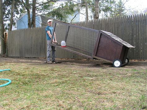 Ok, so this is what I am going to build, but instead of being about 3 feet wide it is going to be 8 feet wide so we can have around 6 to 8 chickens. Walk In Chicken Coop Ideas, Chicken Coop Ideas Simple, Raised Chicken Coop, Winter Chicken Coop, Coop On Wheels, Pallet Chicken Coop, Chicken Coop On Wheels, Chicken Coop Diy, Chicken Coop Ideas