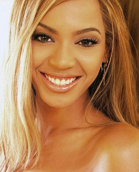 Beyoncé Diva Beyonce Pictures, Beyonce Photos, Queen Bee Beyonce, Beyonce Fans, Beyonce Outfits, Beyonce Knowles Carter, Beyonce Style, Beyoncé Giselle Knowles-carter, Beyoncé Giselle Knowles