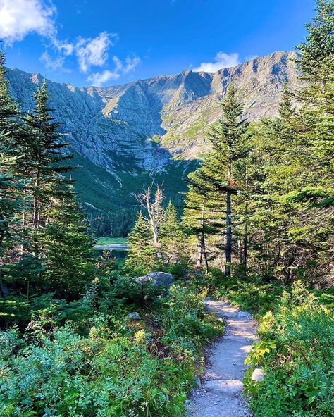 Chimney Pond Maine, Baxter State Park Maine, Maine Hikes, Hike Aesthetic, Hiking Inspiration, Running Aesthetic, Baxter State Park, Nature Aesthetics, Hiking Aesthetic