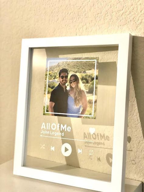 Custom Spotify Frame, Glass Spotify Song, Music Glass Frame, Art On Glass Frame, Spotify Song Glass Art, Spotify Gift Idea, Spotify Song Frame, Music Photo Frame, Music Glass Art