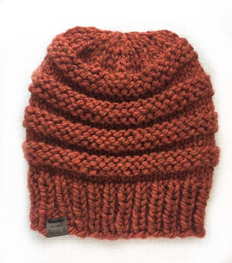 Easy Knit Hat, Beanie Knitting Patterns Free, Knit Beanie Pattern, Beanie Hat Pattern, Knitting Hat, Chunky Beanie, Lion Brand Wool Ease, Chunky Knitting Patterns, Cc Beanie