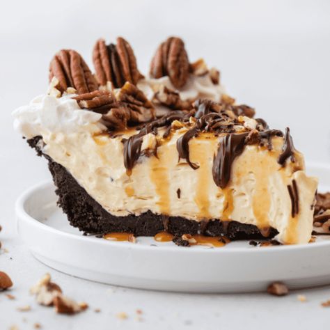 Pudding And Cream Cheese, Reeses Pie, Turtle Pie, Easy Banana Pudding Recipe, Lime Jello Salads, Graham Cracker Crust Recipe, Homemade Banana Pudding Recipe, Whipped Cream Chocolate, No Bake Pie