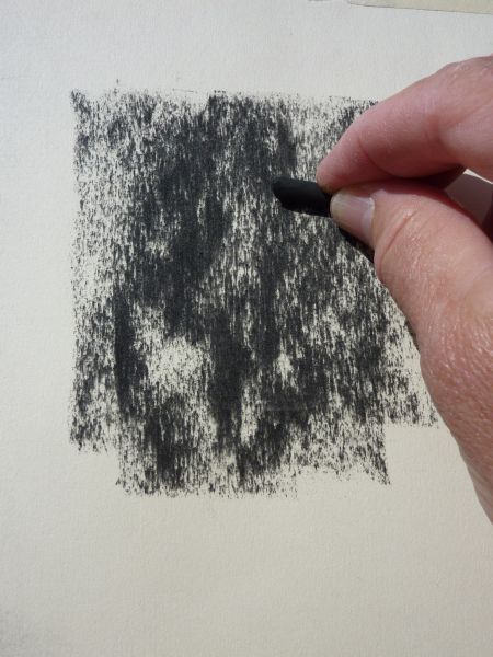 Drawing With Charcoal For Beginners, Easy Charcoal Drawings, Charcoal Uses, Drawing With Charcoal, Vine Charcoal, Charcoal Sticks, Stick Drawings, Crayon Drawings, Charcoal Art