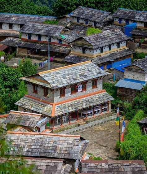 Ghandruk Village, Slate Roof House, Nepal Village, Himalayas Nepal, Nepal Art, Village Photos, Nepal Travel, Level Design, House Map