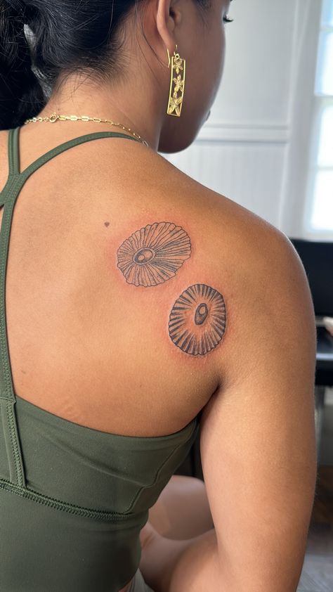 all tattoos done by @mckenzieferry on kauai Small Coral Tattoo, Opihi Tattoo, Sea Coral Tattoo Design, Turtle Coral Tattoo, Coral Reef Tattoo Color, Coral Skull Tattoo, Coral Reef Tattoo, Coral Tattoo, Shell Tattoos