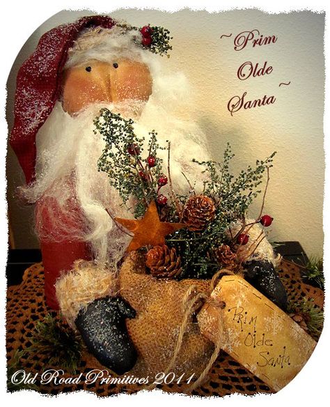 Prim+Olde+Santa+Pattern Primitive Santa Patterns, Primitive Christmas Patterns, Primitive Snowmen Patterns, Primitive Santas, Winter Sewing, Christmas Bazaar, Santa Ideas, Santa Claus Doll, Primitive Santa