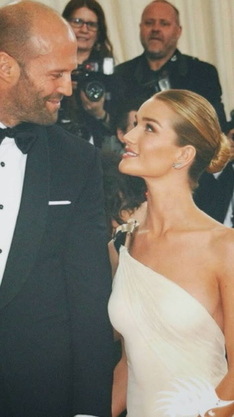 Rosie And Jason, Jason Statham And Rosie, Rosie Hw, Under Your Spell, Happy Wife Happy Life, Couples Vibe, Rosie Huntington, Cute Relationship Photos, The Love Club