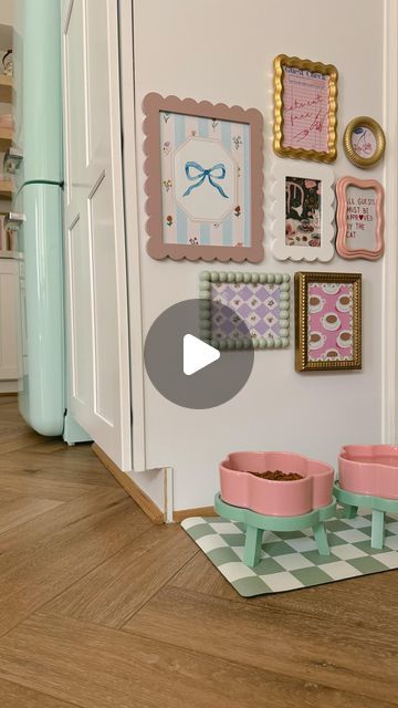 Michelle Hsu on Instagram: "Gallery walls but make it for cats🐱 I also upgraded the cats’ food and water bowls to this cute set up!  I actually think the little gallery wall fits in perfectly with the rest of the kitchen decor!  What pets do you have??  I saw @thebrickhousejungle make one of these for her dog and I had to make a cat version!  #catlovers #petsofinstagram #kitchendecor kitchen decor, kitchen remodel, cat decor, #kitcheninspiration #cozyhome #makehomeyours" Pet Kitchen Ideas, Dog Bowl Gallery Wall, Dog Dining Area, Gallery Wall For Dog, Cat Food Set Up, Cat Eating Area, Pet Gallery Wall, Cat Gallery Wall, Dog Gallery Wall