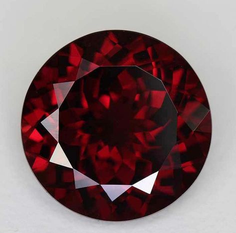 Garnet Color, Garnet Birthstone, Red Ring, Garnet Crystal, Garnet Gem, Faceted Gems, Red Gemstones, Round Top, Exclusive Jewelry