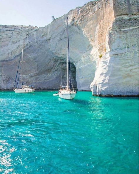 Carol on Twitter: "Perfect photos 📷… " Best Island Vacation, Milos Greece, Dream Vacations Destinations, Paros, Sailboats, Beautiful Places To Visit, Greece Travel, Greek Islands, Blue Water