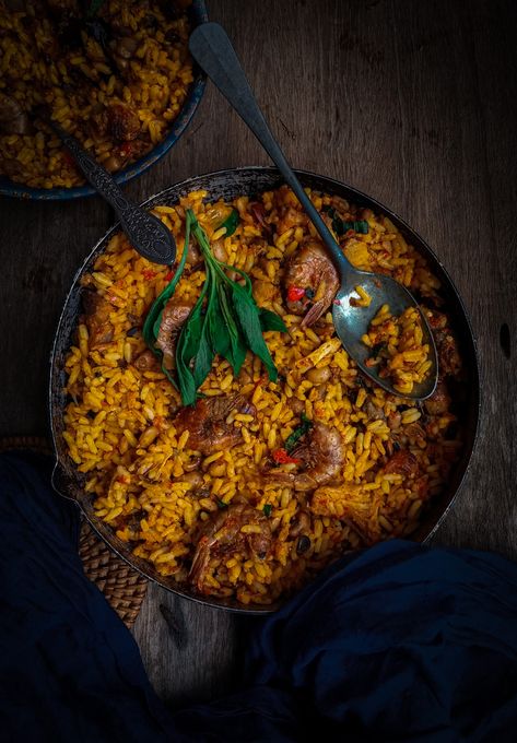 Jollof Rice Photography, African Food Photography, Nigerian Delicacies, Dishes Photography, Kulfi Recipe, Kitchen Photography, West African Food, Rice Food, African Cooking