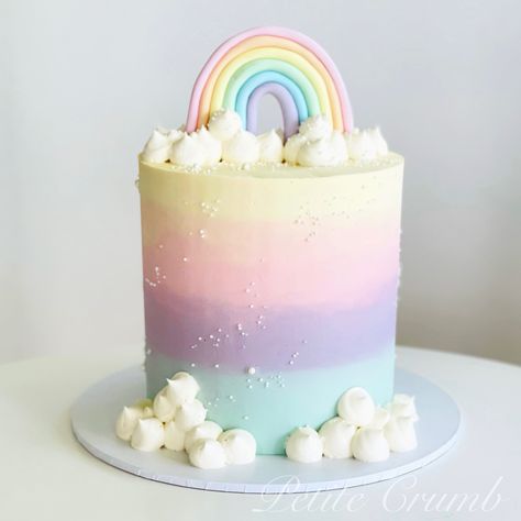 Rainbow Cake Ideas, Rainbow Smash Cakes, Pastel Rainbow Cake, Chocolate Oreo Cake, Rainbow First Birthday, Chocolate Cake Designs, Pastel Birthday, Rainbow Birthday Cake, Pastel Cakes