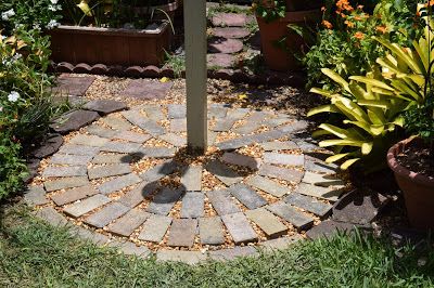 Under Bird Feeder Ideas, Bird Feeder Landscaping Ideas, Bird Feeder Landscaping, Bird Feeder Station Ideas, Bird Feeder Station, Rock Path, Backyard Birds Feeders, Backyard Birds Sanctuary, Patio Stone