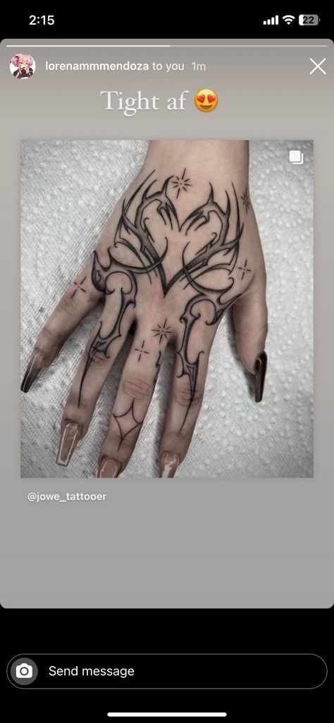 Tattoo Ideas Grunge Aesthetic, Angel Wings Hand Tattoo, Alt Finger Tattoos, Hand Patchwork Tattoo, Grunge Wrist Tattoos, Goth Hand Tattoos For Women, Women Hand Tattoo Ideas Unique, Gothic Hand Tattoos For Women, Fairy Hand Tattoo