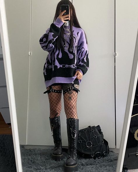 Egirl Fashion, E Girl Outfits, Alt Outfits, Aesthetic Grunge Outfit, Alt Fashion, Picture Credit, Swaggy Outfits, Goth Outfits, Alternative Outfits