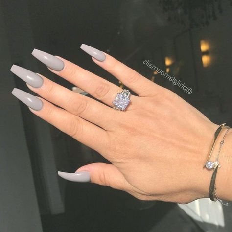 Gray Acrylic Nails, Grey Acrylic Nails, Grey Nails, Coffin Nails Long, Summer Acrylic Nails, Coffin Nails Designs, Classy Nails, Elegant Nails, Acrylic Nails Coffin