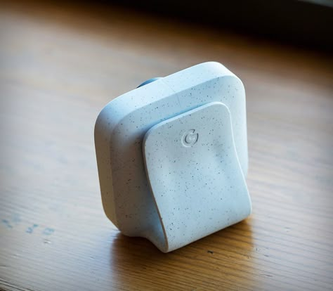 google_pixel_2_release_11 Google Products, Gadget Design, Iot Projects, Motion Tracking, Digital Door Lock, Cmf Design, Drukarka 3d, Design Shapes, Clip Lights