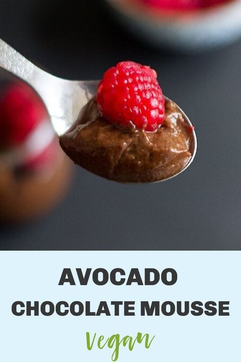 Vegan Mousse, Chocolate Avocado Mousse, Dessert Mousse, Avocado Mousse, Avocado Chocolate Mousse, Chocolate Avocado, Avocado Chocolate, Paleo Desserts, Mousse Recipes