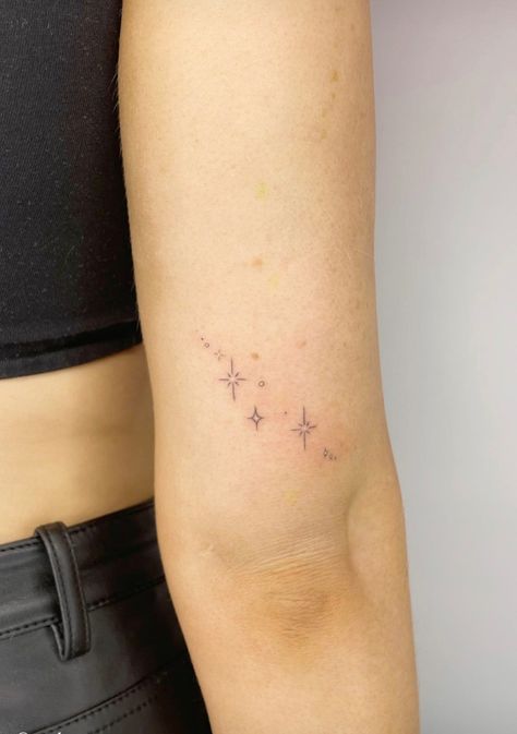 Sparkling Tattoo Ideas, Sparkles And Stars Tattoo, Sparkle Minimalist Tattoo, Sparkle And Stars Tattoo, Sparkle Tattoos For Women, Sparkles Tattoo Ideas, Sparkly Star Tattoo, Placement Ideas For Small Tattoos, Hand Drawn Star Tattoo